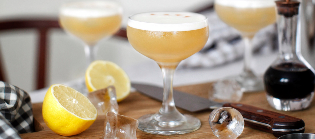 previewmedium drink whiskey sour 16x9 1 aspect ratio 1650 730